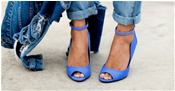 С чем носить синие туфли